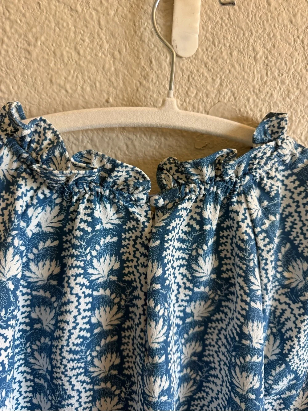 NWOT Hill House Millie Top Blouse Blue & White Mock Neck Coastal Size Large